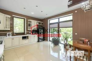 Дом 245м², 2-этажный, участок 12 сот.  