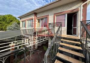 Дом 198м², 2-этажный, участок 2 сот.  