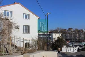 Дом 263м&sup2;, 3-этажный, участок 3 сот.  