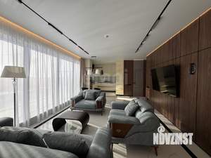 Дом 240м², 2-этажный, участок 7 сот.  