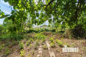 Дом 200м&sup2;, 3-этажный, участок 7 сот.  