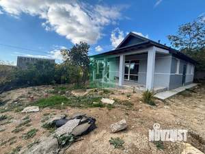 Дом 93м², 1-этажный, участок 4 сот.  