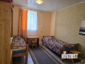 Дом 478м², 3-этажный, участок 10 сот.  