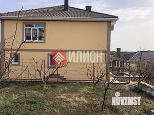 Дом 220м², 2-этажный, участок 10 сот.  