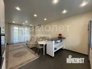 Дом 180м&sup2;, 3-этажный, участок 5 сот.  