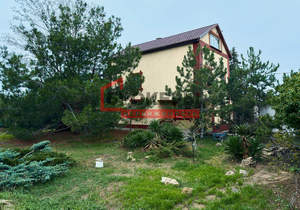 Дом 250м², 3-этажный, участок 12 сот.  