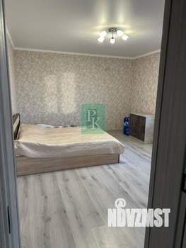 Дом 280м&sup2;, 2-этажный, участок 4 сот.  