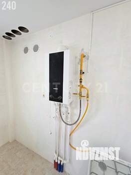 Дом 153м&sup2;, 2-этажный, участок 4 сот.  