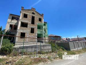 Дом 500м², 3-этажный, участок 5 сот.  