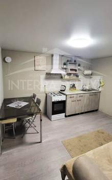 Дом 216м², 3-этажный, участок 4 сот.  