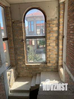 Дом 340м², 2-этажный, участок 10 сот.  