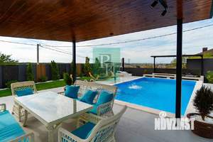 Дом 245м&sup2;, 2-этажный, участок 7 сот.  