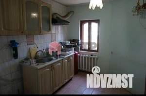 Дом 265м², 3-этажный, участок 4 сот.  