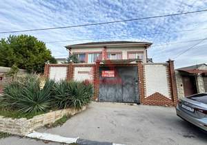 Дом 198м², 2-этажный, участок 2 сот.  