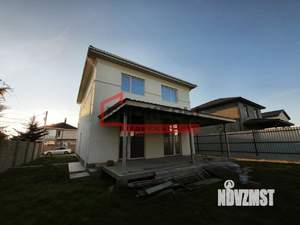 Дом 160м&sup2;, 2-этажный, участок 4 сот.  