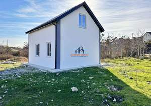 Дом 85м², 2-этажный, участок 4 сот.  