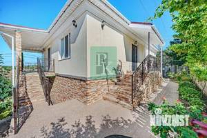 Дом 175м², 2-этажный, участок 8 сот.  