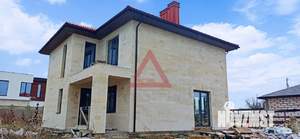 Дом 185м², 2-этажный, участок 4 сот.  