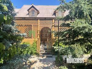 Дом 145м², 2-этажный, участок 10 сот.  
