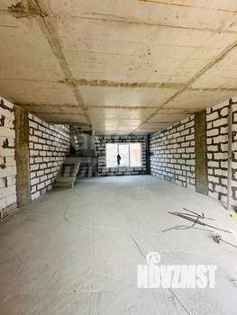 Дом 558м&sup2;, 2-этажный, участок 6 сот.  