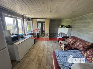 Дом 60м², 2-этажный, участок 8 сот.  