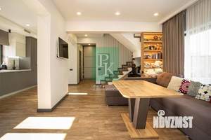 Дом 126м², 2-этажный, участок 4 сот.  