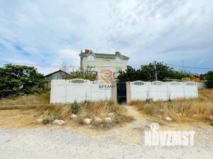 Дом 282м², 3-этажный, участок 4 сот.  