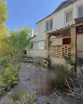 Дом 160м², 2-этажный, участок 8 сот.  