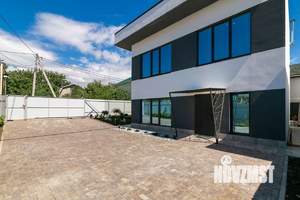 Дом 140м&sup2;, 2-этажный, участок 4 сот.  