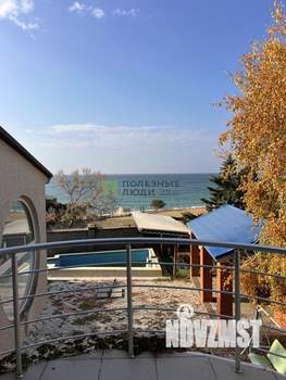 Дом 240м², 2-этажный, участок 6 сот.  