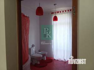 Дом 220м², 2-этажный, участок 10 сот.  
