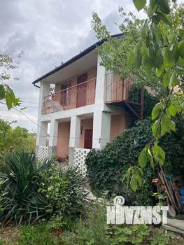 Дом 96м&sup2;, 3-этажный, участок 8 сот.  