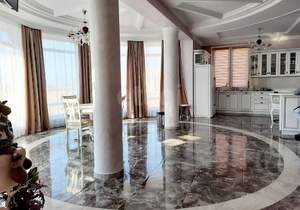 Дом 365м², 3-этажный, участок 17 сот.  