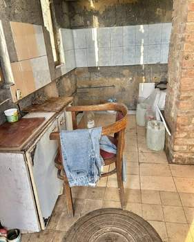 Дом 40м&sup2;, 2-этажный, участок 4 сот.  