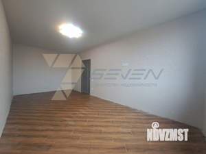 Дом 100м&sup2;, 2-этажный, участок 6 сот.  