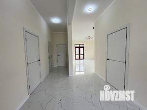 Дом 101м&sup2;, 2-этажный, участок 4 сот.  