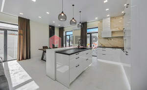 Дом 450м², 2-этажный, участок 9 сот.  