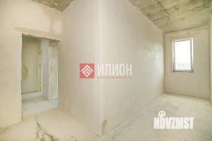 Дом 271м&sup2;, 3-этажный, участок 4 сот.  
