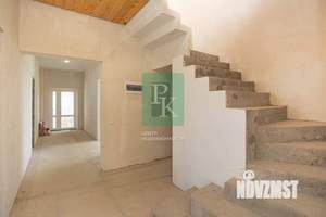 Дом 250м², 2-этажный, участок 6 сот.  