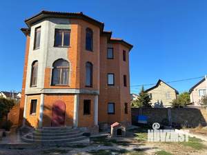 Дом 398м², 3-этажный, участок 14 сот.  