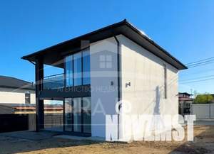 Дом 160м&sup2;, 2-этажный, участок 4 сот.  