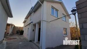 Дом 200м², 2-этажный, участок 6 сот.  