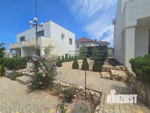 Дом 200м², 2-этажный, участок 7 сот.  