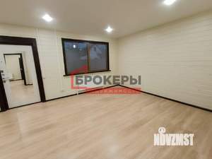 Дом 161м&sup2;, 2-этажный, участок 4 сот.  