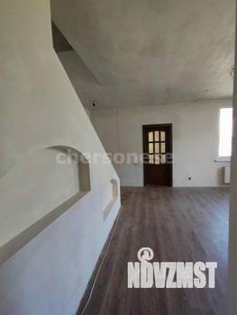 Дом 404м², 3-этажный, участок 6 сот.  