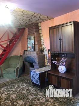 Дом 111м&sup2;, 3-этажный, участок 4 сот.  