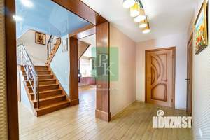 Дом 203м², 2-этажный, участок 5 сот.  