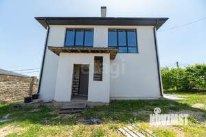 Дом 152м², 2-этажный, участок 9 сот.  