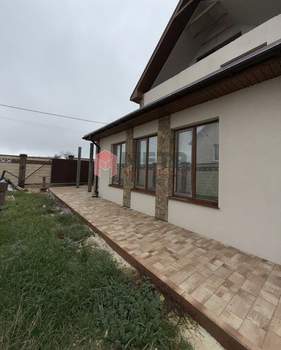 Дом 192м&sup2;, 3-этажный, участок 4 сот.  