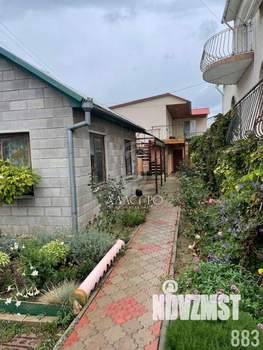 Дом 352м², 3-этажный, участок 12 сот.  